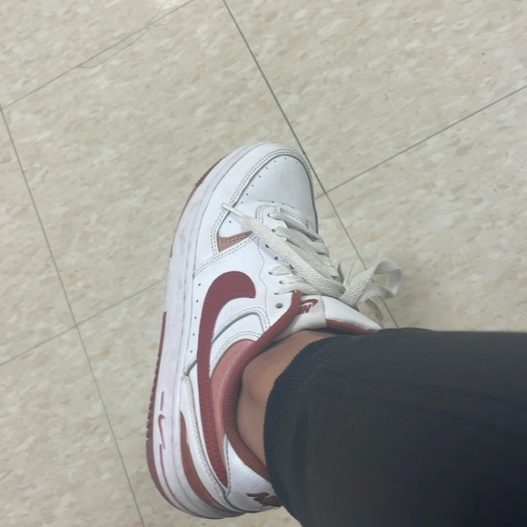 It’s Nike shoes… new but used. Very comfortable!! - Picture 1 of 4
